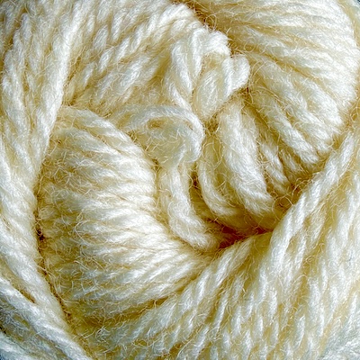 Ecru, aran weight (100g ball)